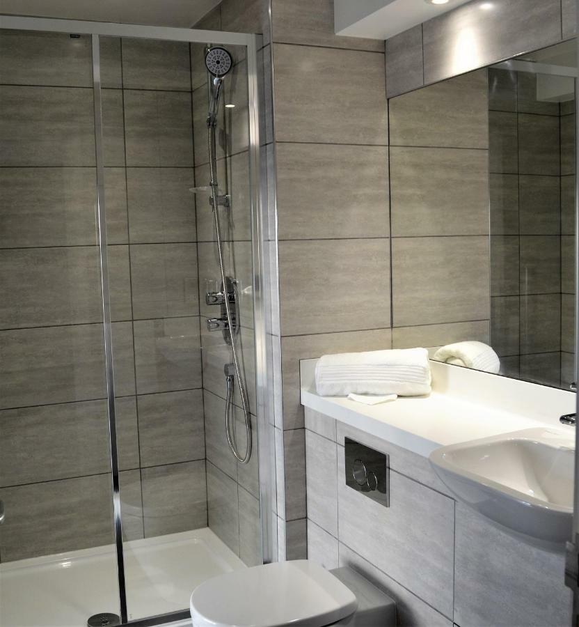 New Park Hotel Carmarthen Luaran gambar